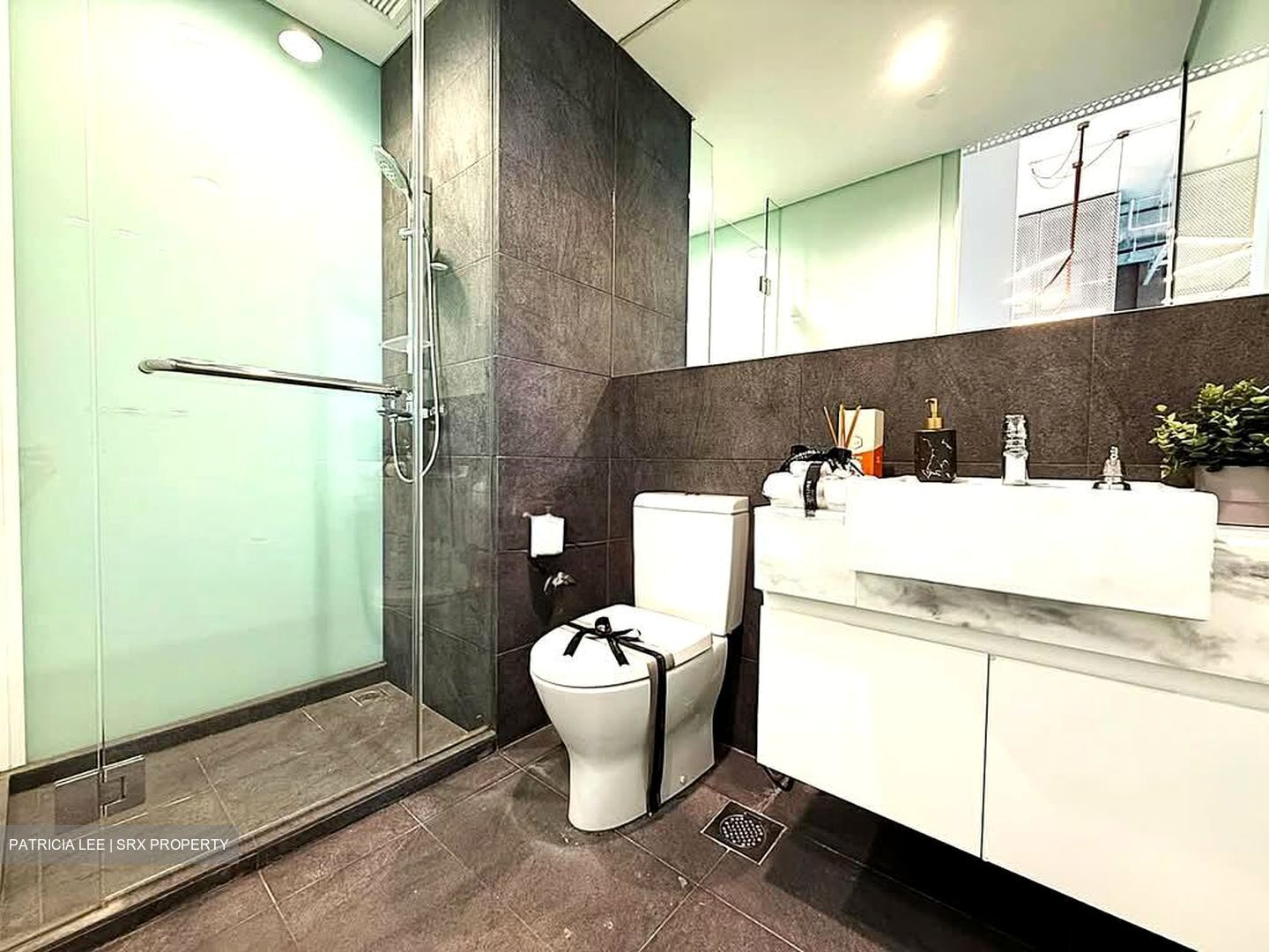 Arc 380 (D8), Office #596848221